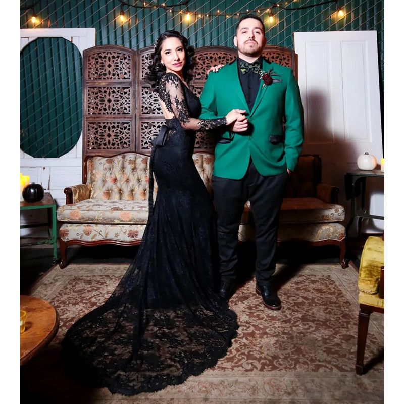 Black Gothic Wedding Dresses Long Sleeves V-Neck Lace Mermaid Bridal Gowns Vintage Sexy Backless Country Bride Wear 2024 Vestido Custom made