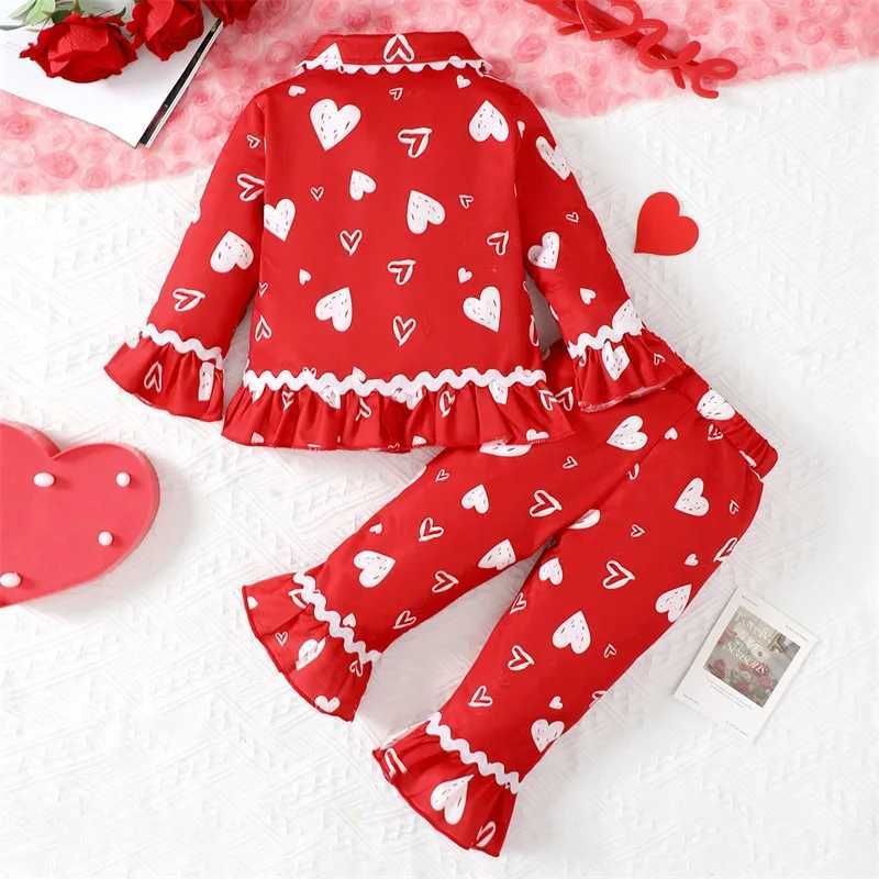 Childrens Valentines Day Pajama Set with Heart Shaped Printed Long Sleeve Top and Pants 2-piece Lounge Set for Girls PajamasW240716