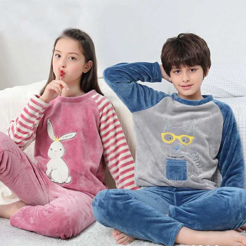 Youth clothing sleepwear set girls sleepwear childrens warm flannel cartoon childrens sleepwear winter boys family sleepwearW240716