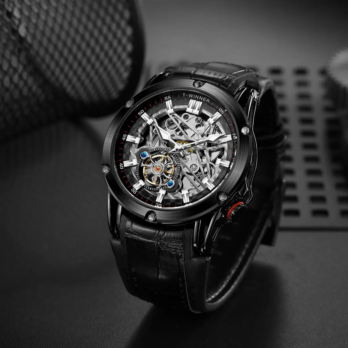 TWinner 2023 Men Automatic Mechanical Movement Watch Leather Strap Skeleton Fashion Waterproof for Male Gift Watches 240716