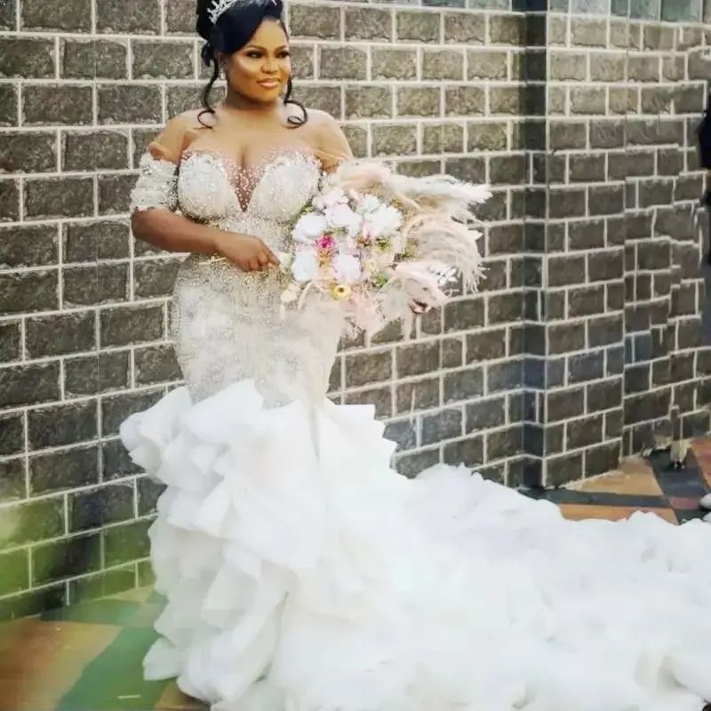 Plus Size Mermaid Wedding Dresses Ruffles Long Sleeves Lace Appliqued Beaded Crystals Bridal Gown Custom Made Chapel Train Custom made 2024