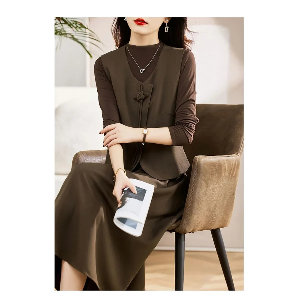 Autumn Fashion Vest Overlay Dress for Women Three Piece Set of Chinese Style Frog 240717