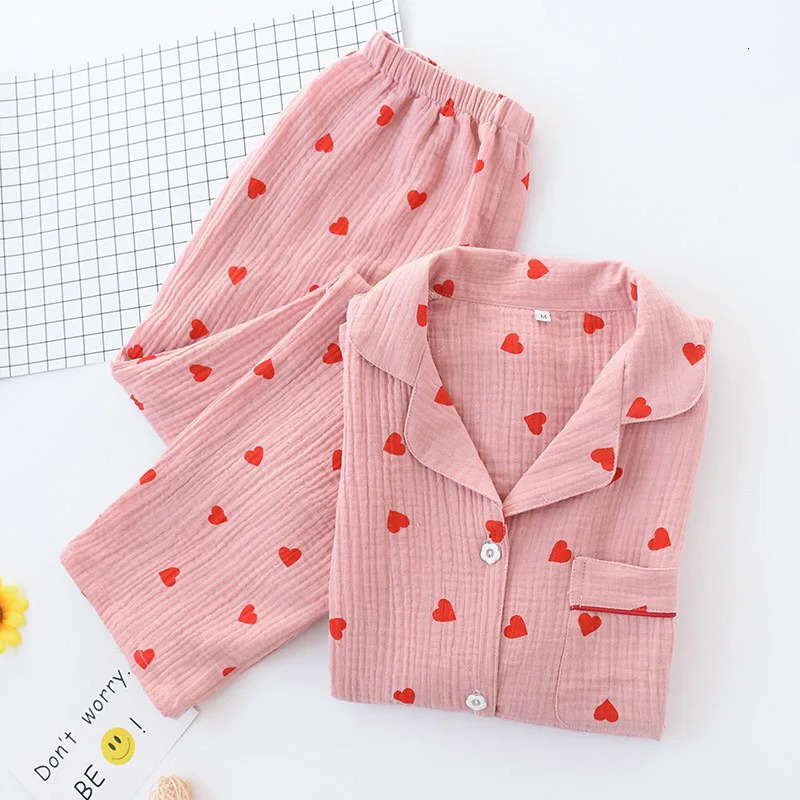 Spring Ladies Pajamas Set Heart Printed Crepe Cotton Doublelayer Gauze Turndown Collar Longsleeve Trousers Household Wear 240712