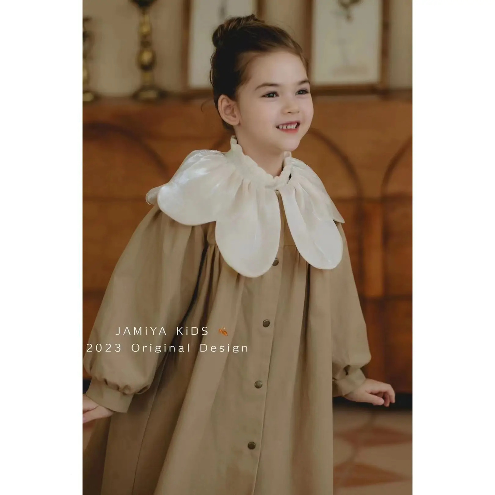 Kids Girls Teens Spring Autumn Windbreaker Coats Khaki Petal Collar Princess Oversize Coat Medium Long Outerwear Trench Clothes 240711