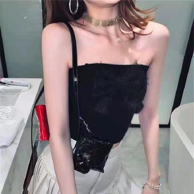 Girl style sexy with collarbone folds, black fungus edges, exposed navel, small suspender straps for outside and wearing on the inside, women's k