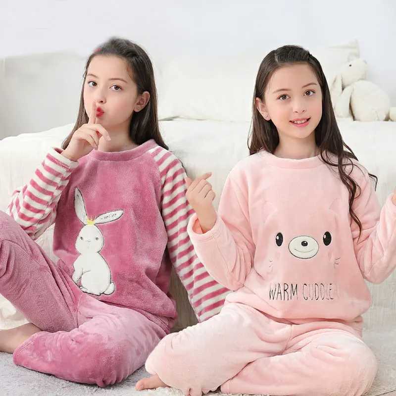 Youth clothing sleepwear set girls sleepwear childrens warm flannel cartoon childrens sleepwear winter boys family sleepwearW240716