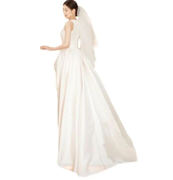 Halter Sleeveless Satin Wedding Dresses Beach Court Train Buttons Wedding Gown Custom Made
