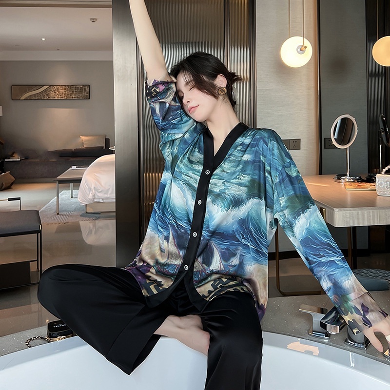 Ice Silk Pamas Women's Spring And Autumn Long Sleeved Cardigan High Quality Printing Suit Pyjamas