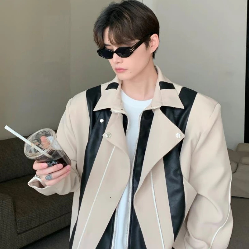 Korean Street Casual Mens Jacket Patchwork Leather High Street Motorcycle Coats Loose Shoulder Pads Zipper Lapel Outwear Y2K 240716