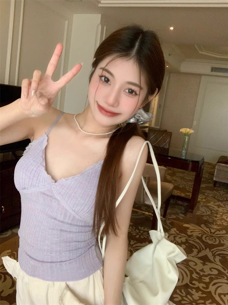 Beauty back small camisole vest women's 2024 new autumn French style with chest pads for inner and outer wear, slim fit base