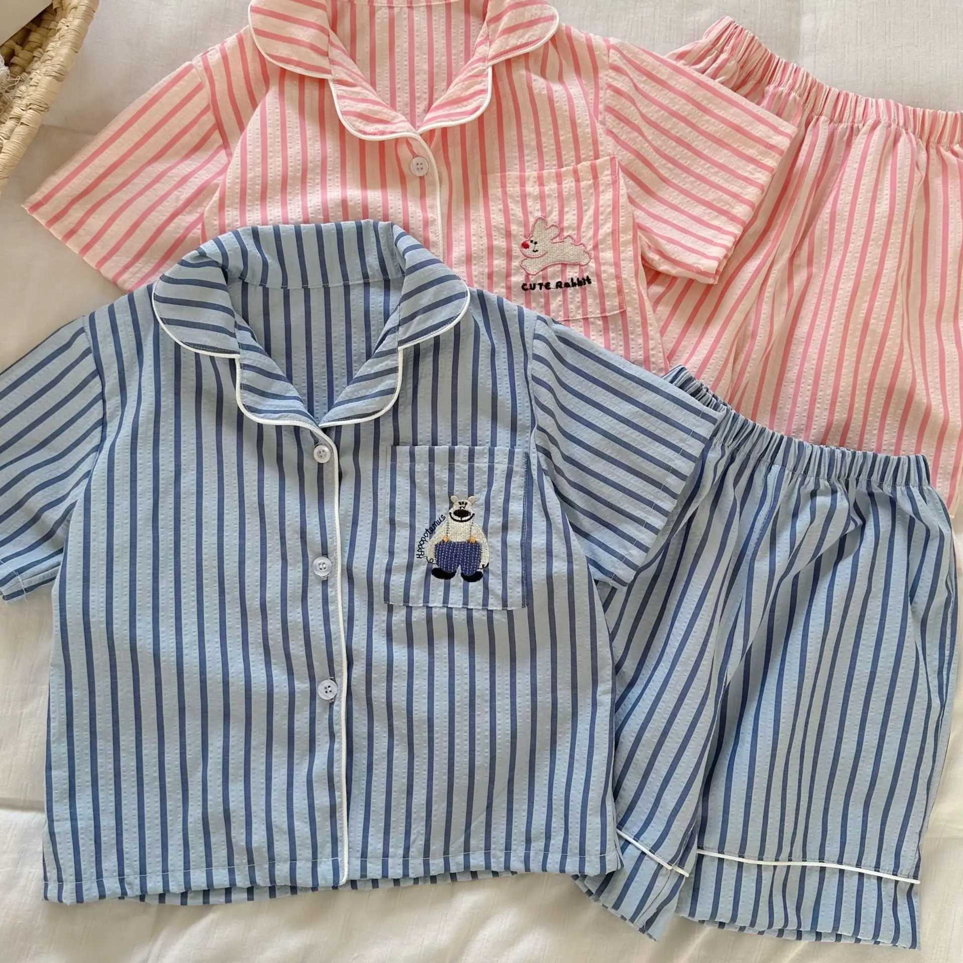 Childrens summer clothing set Korean boys and girls fashion striped cotton pajamas childrens simple soft breathable home clothesW240716