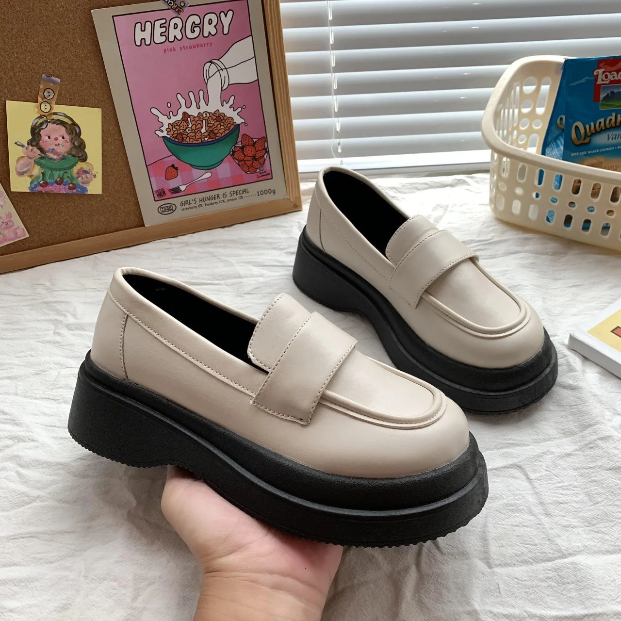 Womens Loafers Shoes Slip-on Female Footwear Casual Sneaker Black Flats Oxfords Soft Round Toe British Style Slip On Dress S 240708