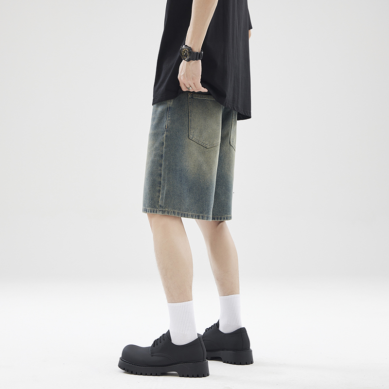 2024 Summer American washed vintage denim shorts for men and women, straight leg loose clean fit five quarter pants trend