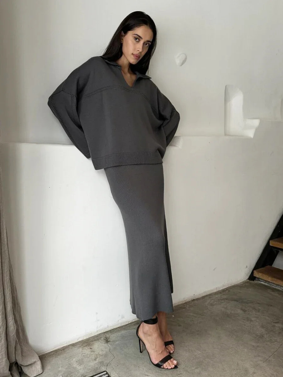 Wolfeel Winter Thick Women Knitted Suits Soft 2 Pieces Sets Female Polo Neck Sweater Elastic Waist Skirts Outfit 240712