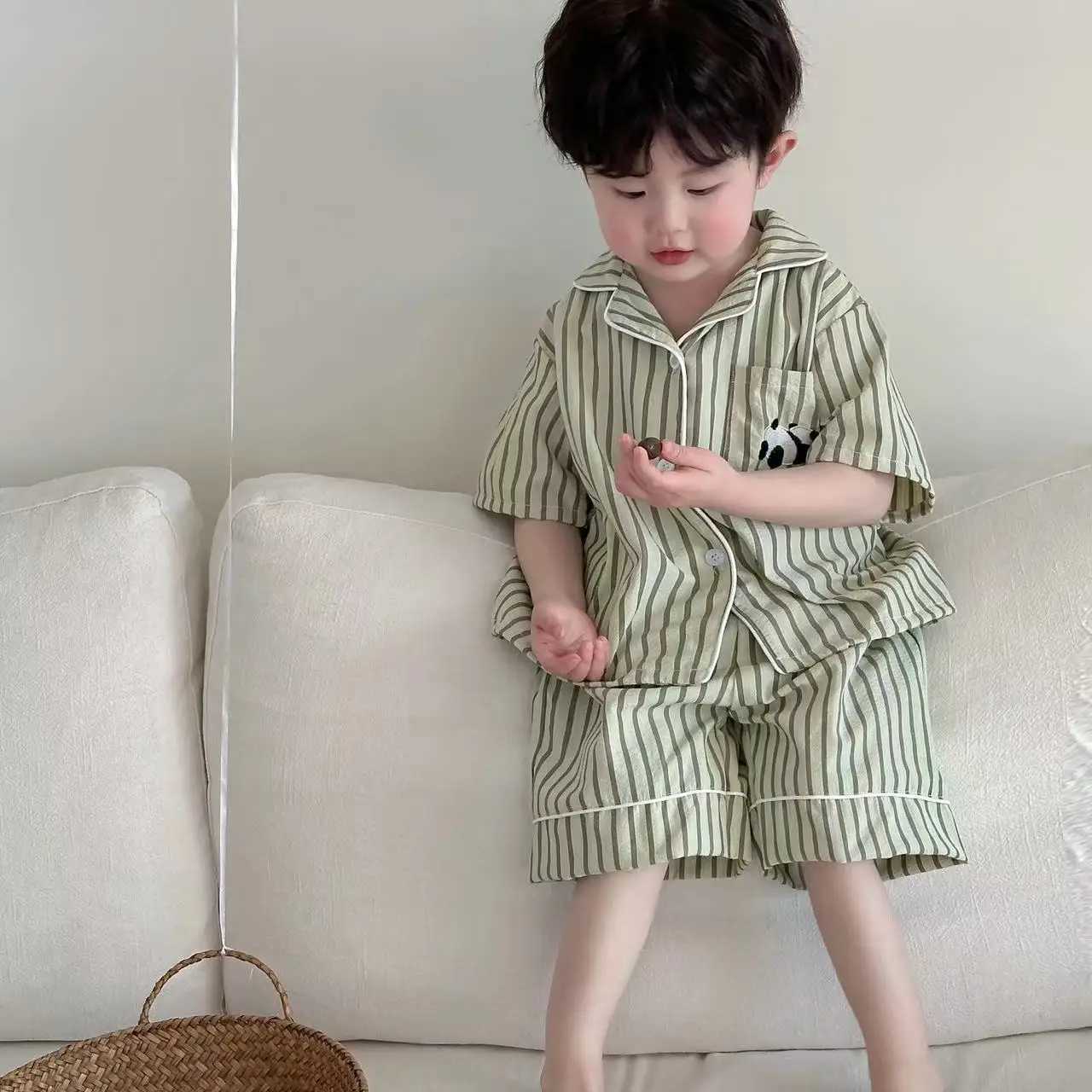 Childrens summer clothing set Korean boys and girls fashion striped cotton pajamas childrens simple soft breathable home clothesW240716