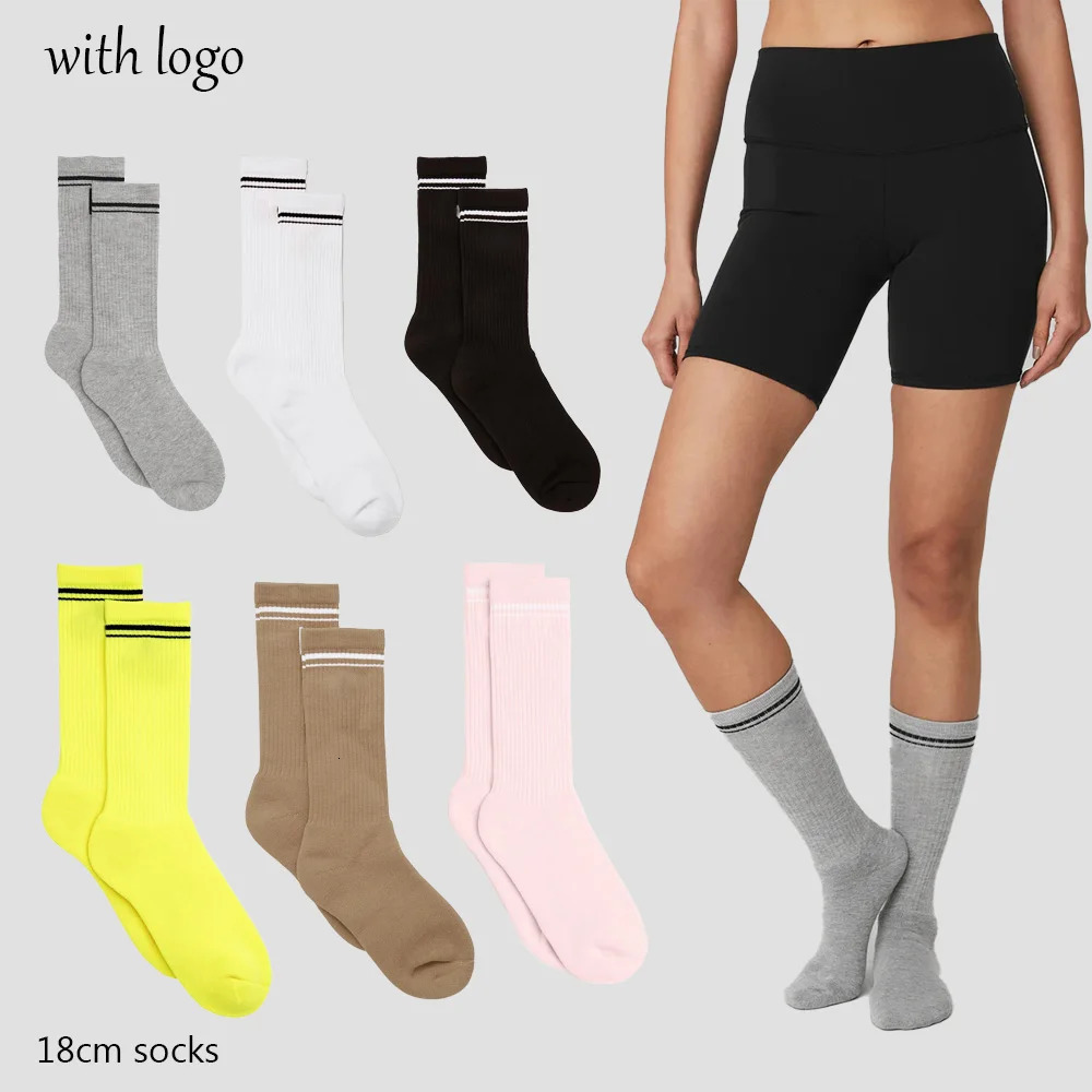 Goddess Yoga Unisex Casual Cotton Socks Long 18cm Sports Four Seasons Womens Multi Color 240715