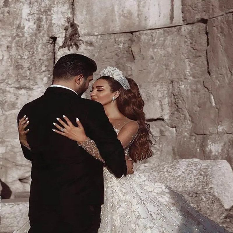 Real Images A Line Wedding Dresses Luxury Dubai Arabic Lace Long Sleeves 3D Flowers Beading Plus Size Vintage Bridal Gowns Custom made