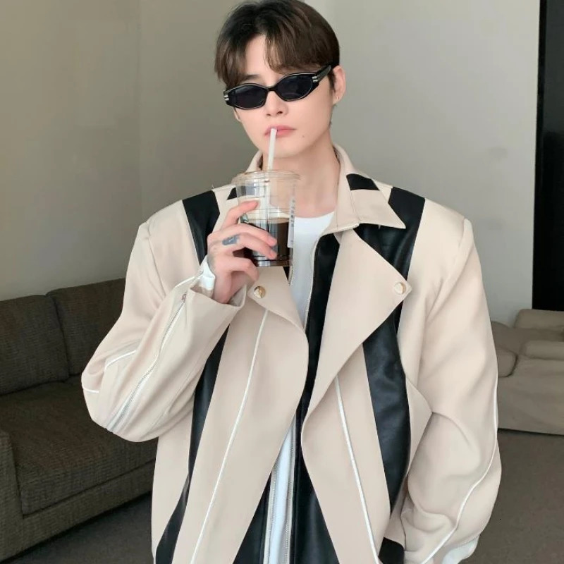 Korean Street Casual Mens Jacket Patchwork Leather High Street Motorcycle Coats Loose Shoulder Pads Zipper Lapel Outwear Y2K 240716