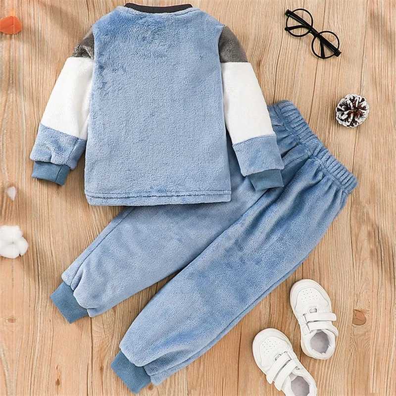 2-7-year-old childrens plush pajamas set in contrasting colors long sleeved top long pants pajamasW240716