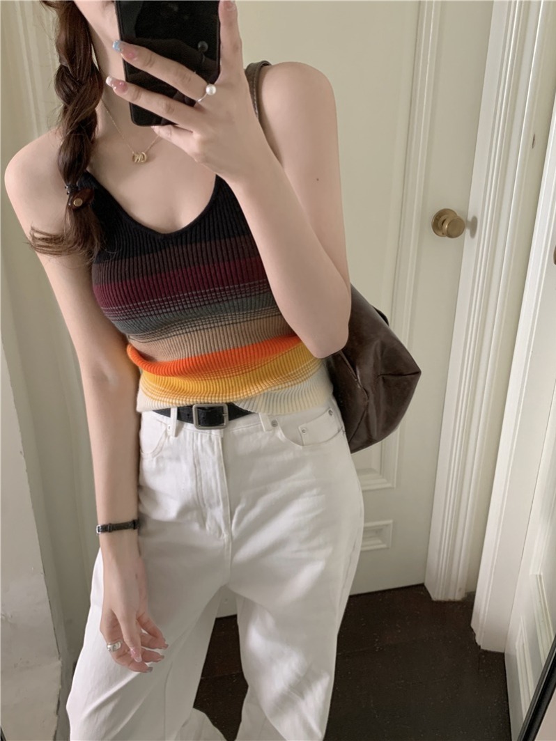 Summer striped undershirt, women's knitted camisole vest, short sleeved spicy girl top, outerwear design sense