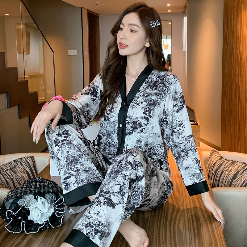 Women's Spring And Autumn New Fashion Printing Pama Thin Ice Silk Long Sleeve Large Set Sleepwear