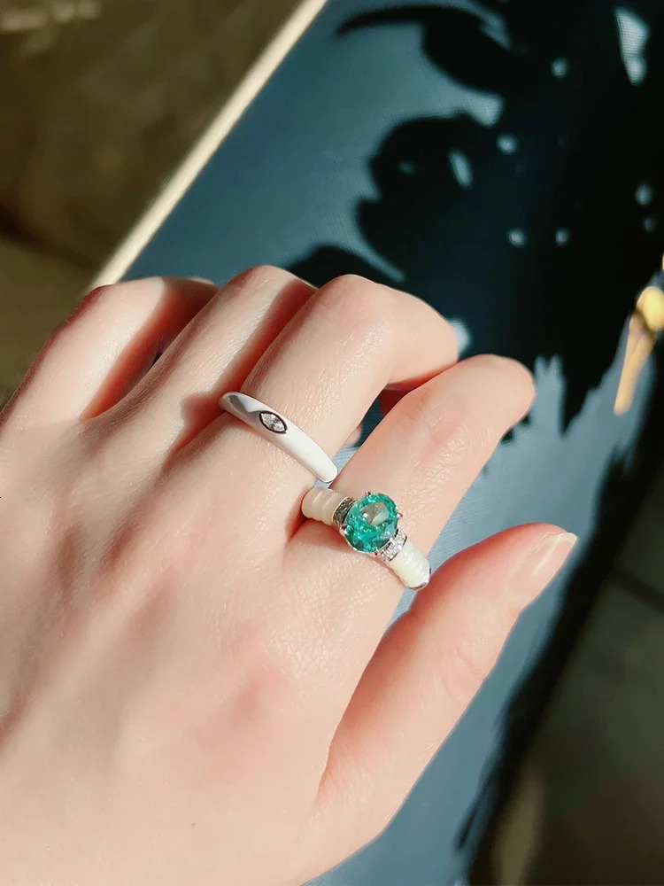 2024 Glacier White Horse Eye Pure Silver Ring 925 Pure Silver Ring Set High Carbon Diamond Suitable for Small Wedding 240805