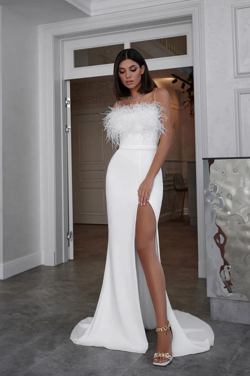 Furs Modern White Satin Mermaid Wedding Dresses Spaghetti Straps Sexy Thigh Split Backless Robes de Mariee Sweep Train Open Back Bride Simple Bridal C