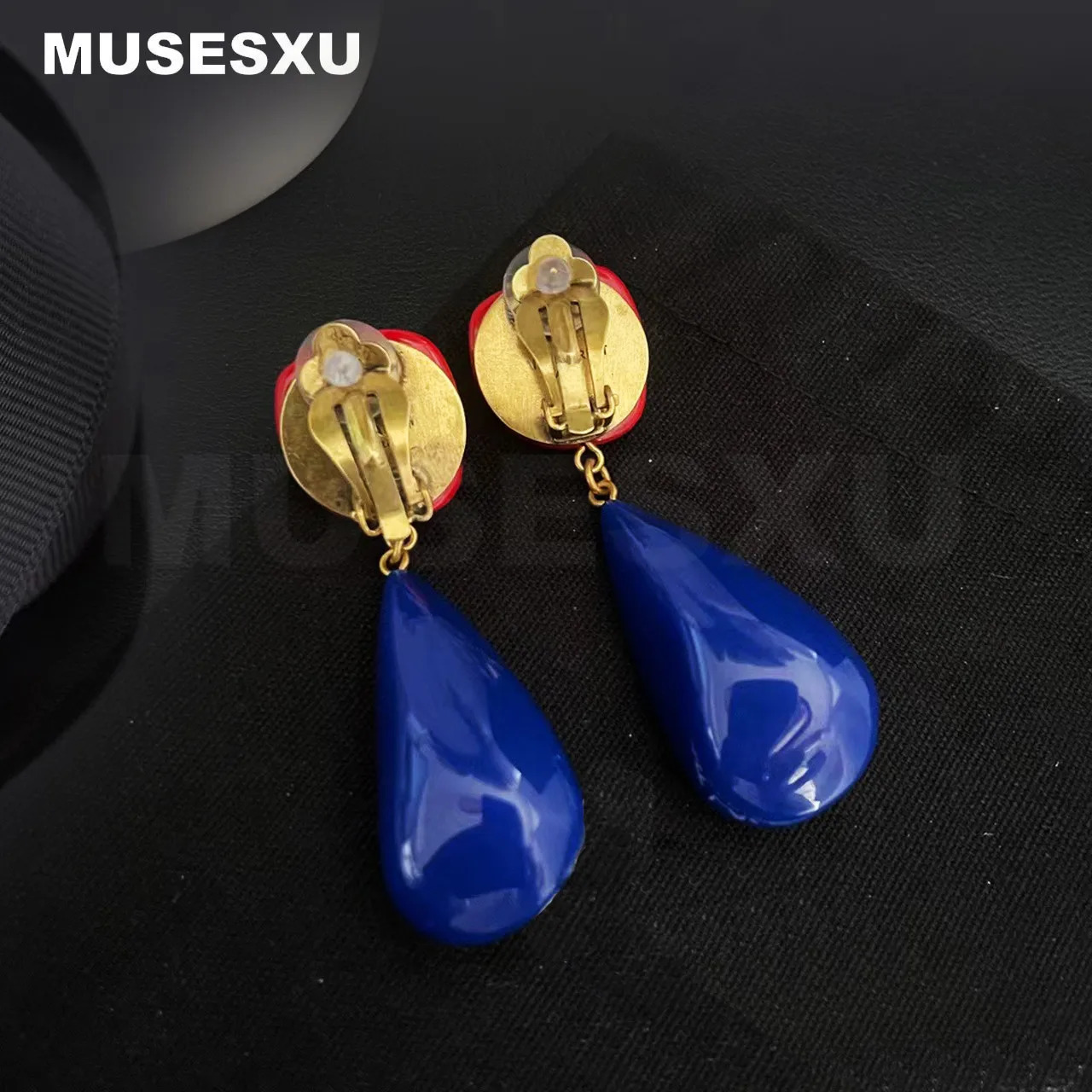 Jewelry and Accessories Treasure Blue and Red Resin Paint Pendant Earrings Clip Exaggerated Retro Earrings for Womens Gifts 240710