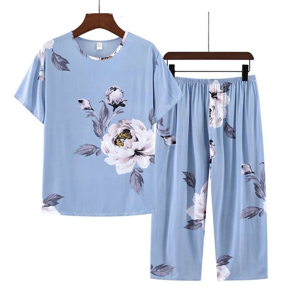 Cotton sleepwear middle-aged mothers two-piece set made of synthetic cotton home wear, suitable going out. Goods in stockCotton silk pamas for female 