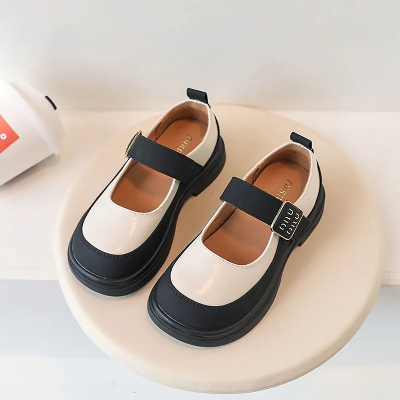 Girls Leather Shoes for School Party Wedding Fashion Elegant Children Mary Janes Pu Leather Loafers Princess Kids Moccasins 240717