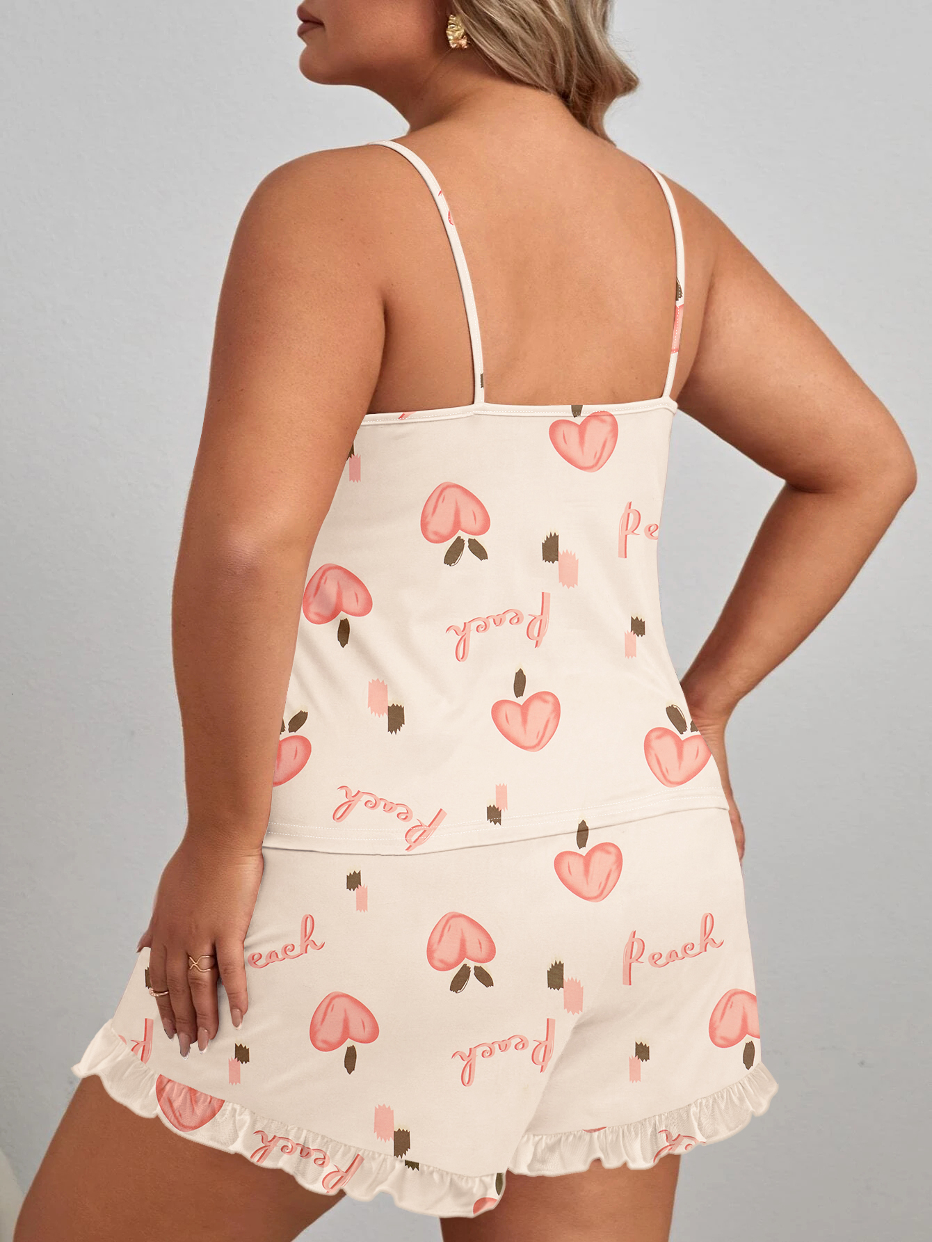 Medium to large-sized women's pamas, oversized loose fitting 2024 new suspender shorts, summer pama set, home clothing