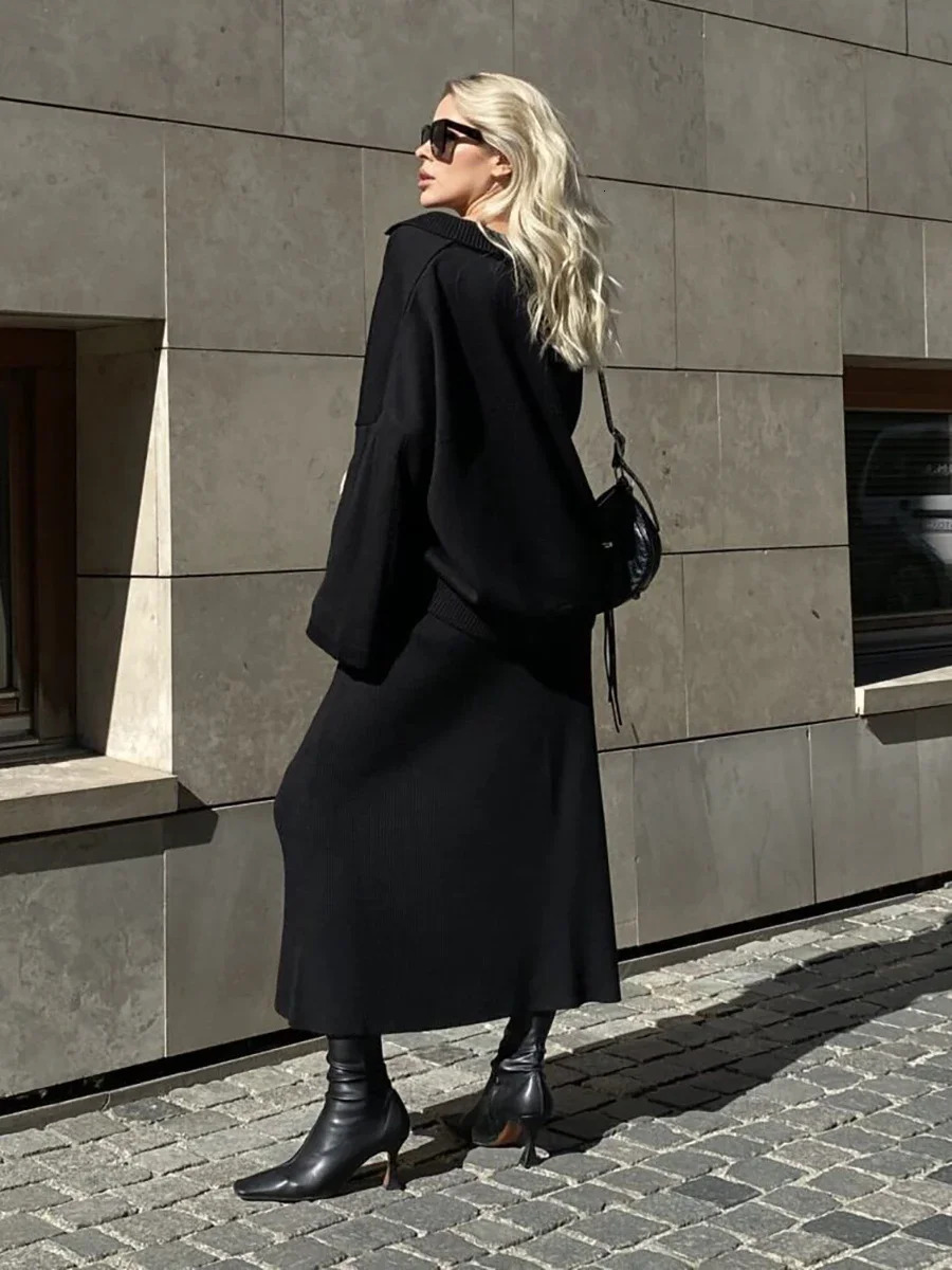 Wolfeel Winter Thick Women Knitted Suits Soft 2 Pieces Sets Female Polo Neck Sweater Elastic Waist Skirts Outfit 240712