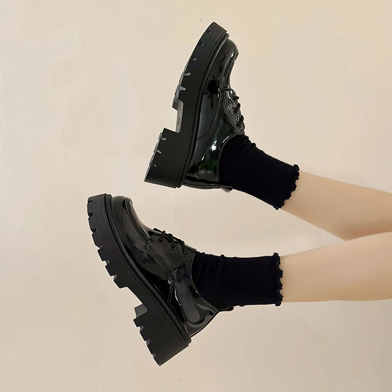 Winter Shoes Women Female Footwear Casual Sneaker Oxfords Autumn Black Flats Clogs Platform Round Toe Loafers With Fur British S 240708
