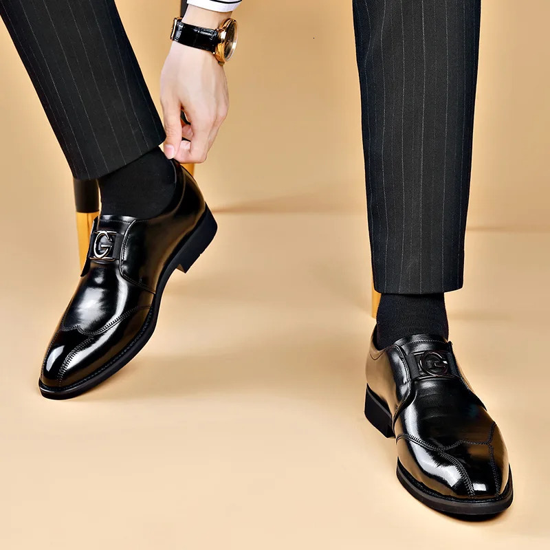 Men's Patent hot Leather Brogue Dress Shoes Formal Wedding Party Oxfords for Business & Office - 2024