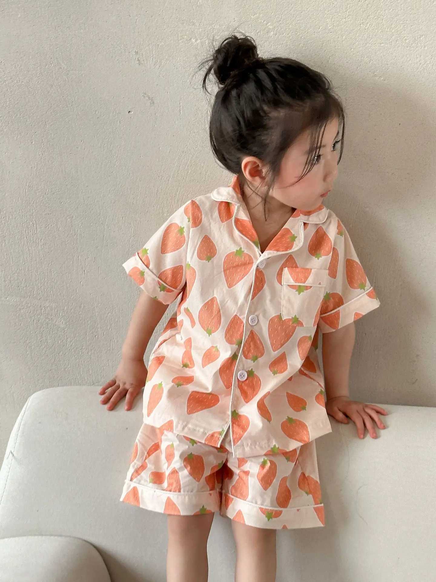 New Summer Baby Pajamas Boys and Girls Childrens Printed Thin Short sleeved Top+Short sleeved Pajamas 2-piece Childrens Cotton Pajama SetW240716