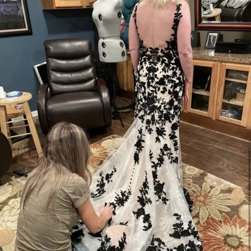 Black White Mermaid Country Wedding Dresses Full Lace Applique Gothic Backless Garden Outdoor Bridal Gown vestido robes Custom made