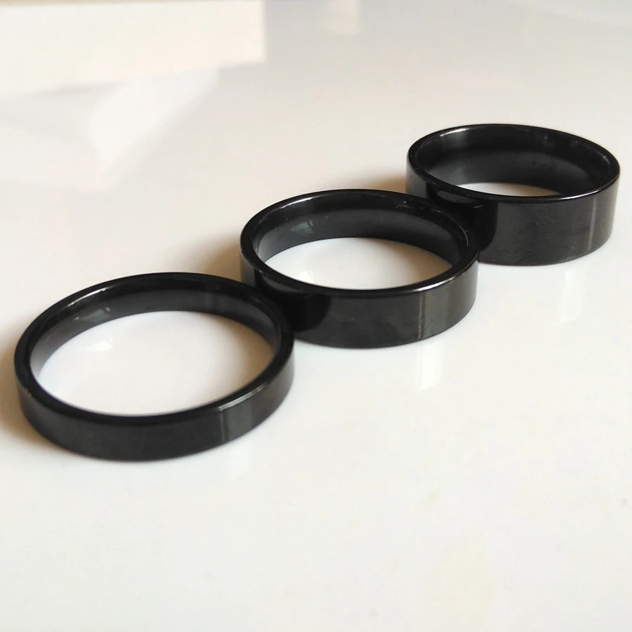 100 pieces wholesale mixed batch 4MM 6MM 8MM black flat band comfortable fit 316L stainless steel ring unisex jewelry selling 240805