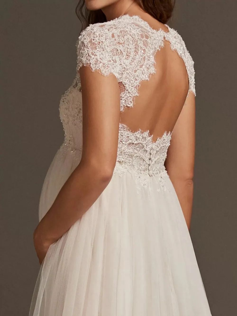 Empire Waist Wedding Gowns For Pregnant Maternity V Neck Lace Appliques Little Shiny Crystals Bridal Dresses Vintage Cap Sleeves A Line Tulle Robes de
