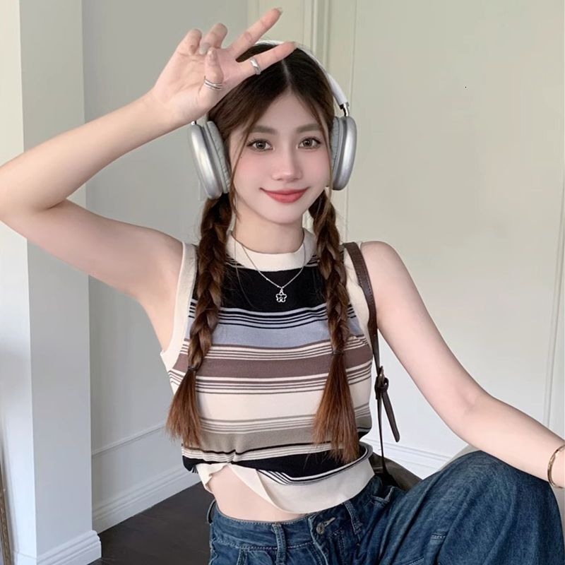 Summer new striped knitted small camisole vest women, slim fit for wearing outside and on the inside, sleeveless spicy girl top, cool silk