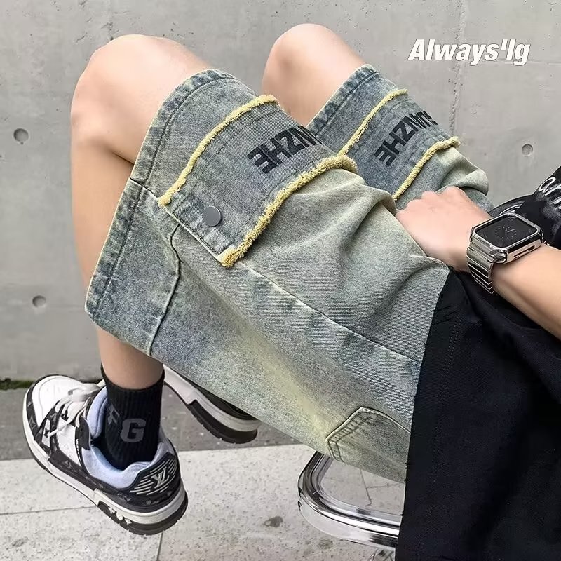 New trendy artistic men's temperament summer jeans, daily mid waist fashion, urban minimalist shorts trend