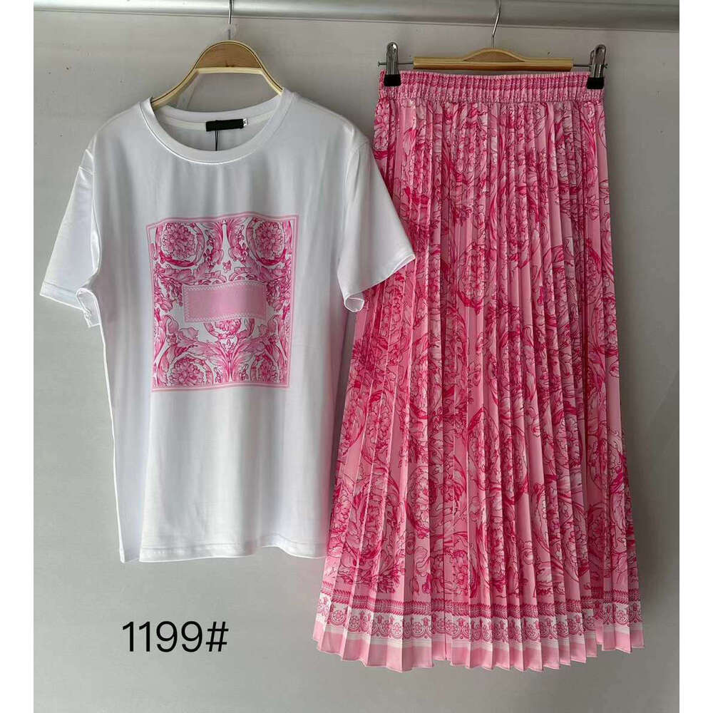 Women dress designer skirt set brand T-shirt two-piece womens fashion LOGO travel vacation t shirt suit casual overskirt 2pcs