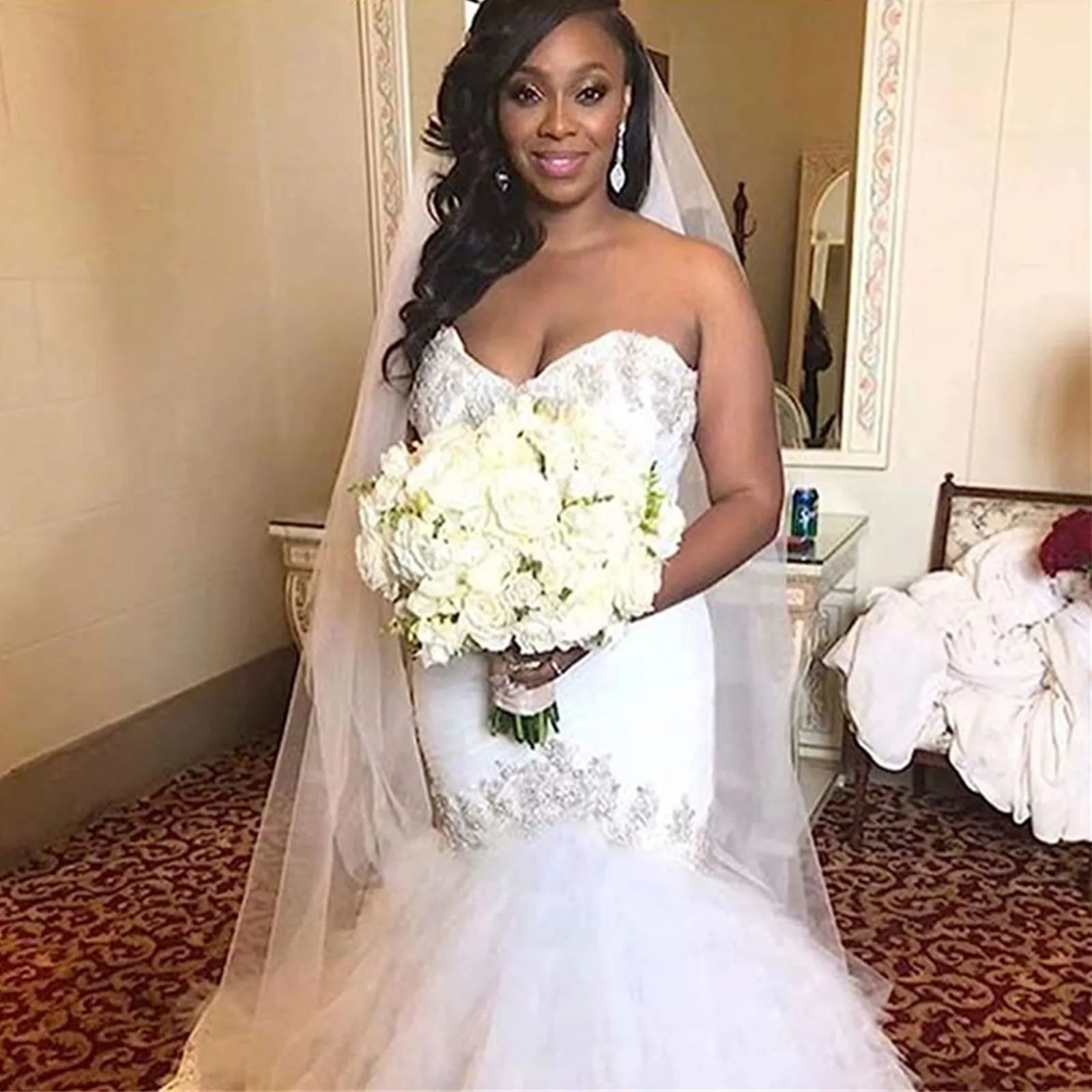 2024 Vintage Sexy African Mermaid Wedding Dresses Sweetheart Illusion Lace Appliques Ruffles Tiered Organza Forma Custom made