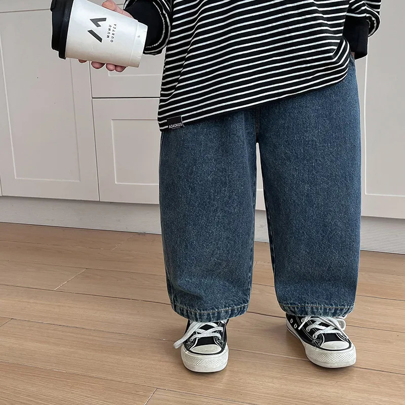 Children Clothing Kids Denim Pants Spring Fashionable Korean Style Casual Full Length Solid Color Kids Jeans 240716