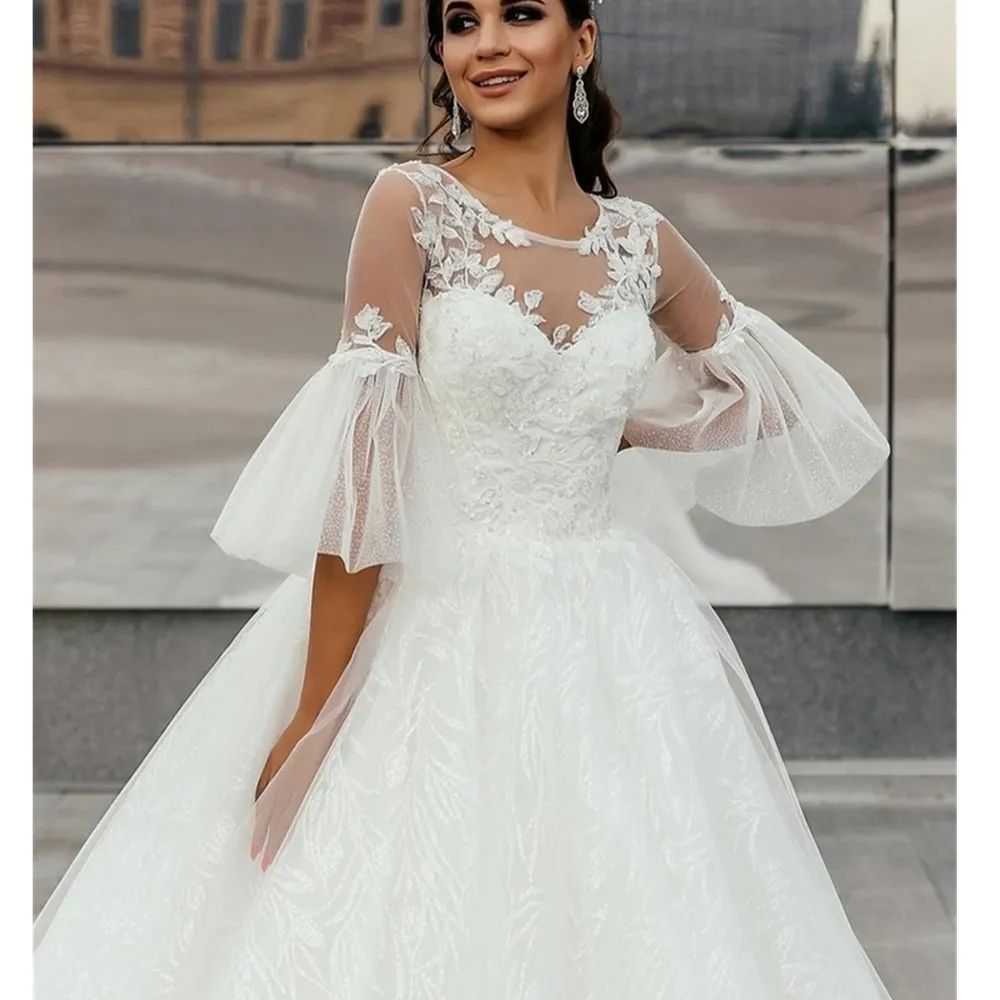 Scoop Neck A Line Wedding Dresses With Juliet Half Sleeves Lace Appliques Bridal Gowns Lace-up Back Tulle Second Recption Dress Custom made