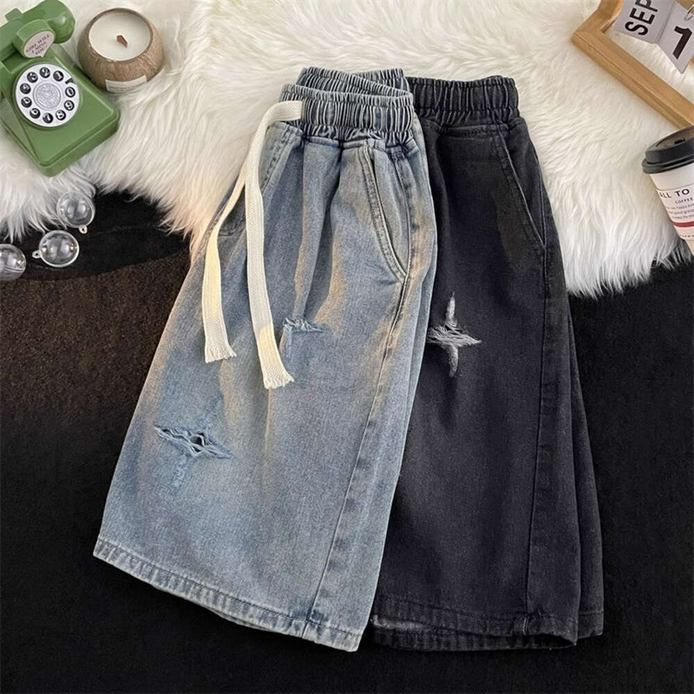 Drawstring elastic waistband distressed denim for men's summer street fashion label loose straight leg oversized casual cropped shorts