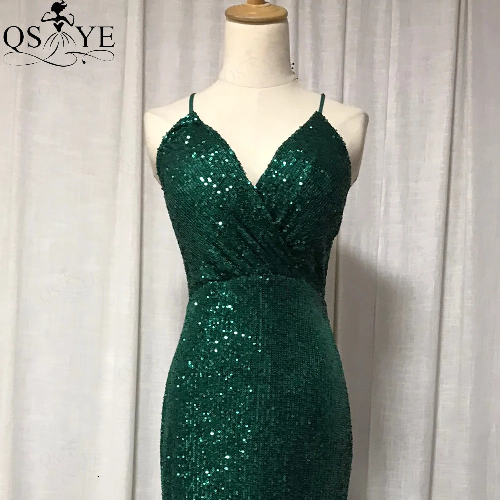 Emerald Green Evening Dresses Spaghetti Shoulder Straps Sexy V Prom Gown Sequin Long Party Dress Ruched V Neck Women Formal Gown 240709
