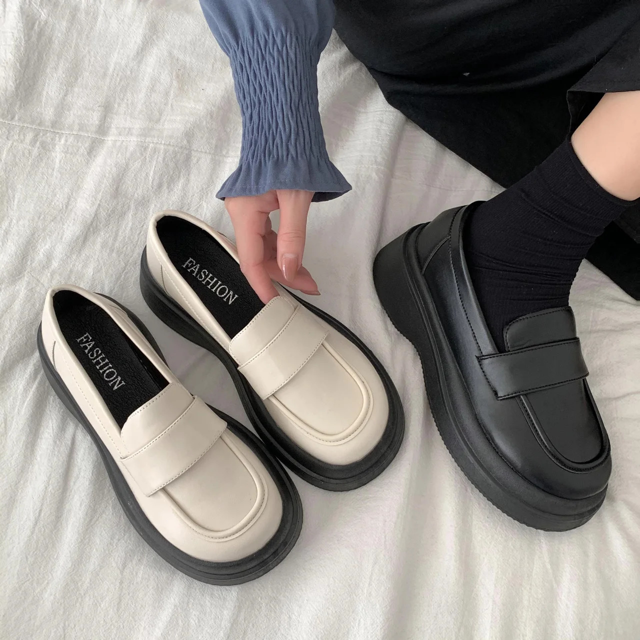Womens Loafers Shoes Slip-on Female Footwear Casual Sneaker Black Flats Oxfords Soft Round Toe British Style Slip On Dress S 240708
