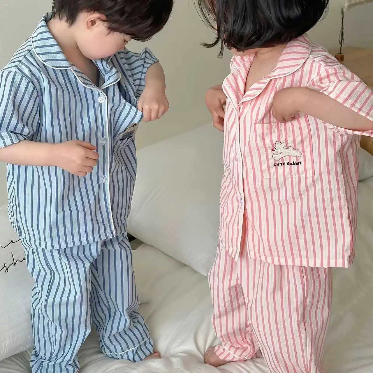 Childrens summer clothing set Korean boys and girls fashion striped cotton pajamas childrens simple soft breathable home clothesW240716