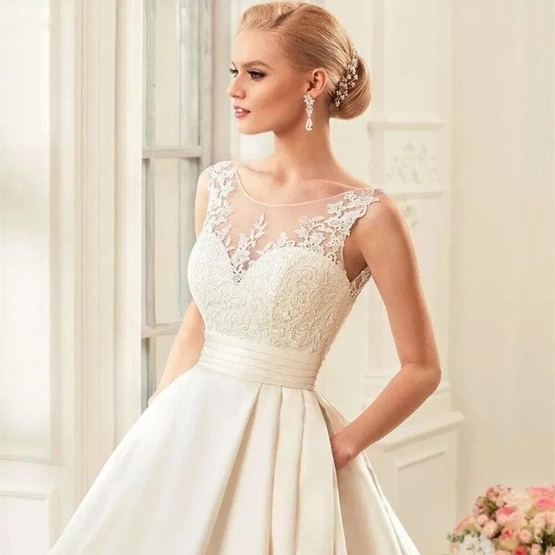 Elegant Ivory Satin A Line Wedding Dresses Modern Boho Garden Robes de Mariee Sweep Train Buttons Simple Bridal Reception Gowns Custom Made