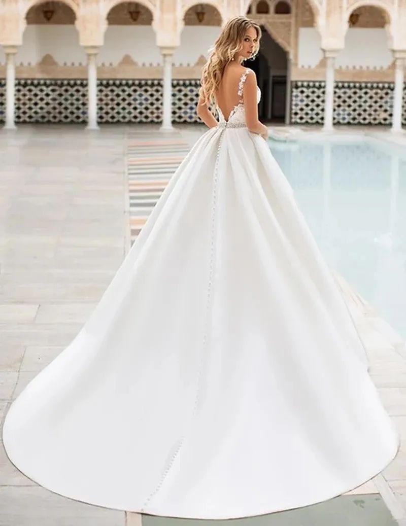 Modern White Satin Ball Gown Wedding Dresses Lace Boho Garden Bridal Gowns Puffy Princess Sexy Backless Women Bride Robes de Mariee Custom Made